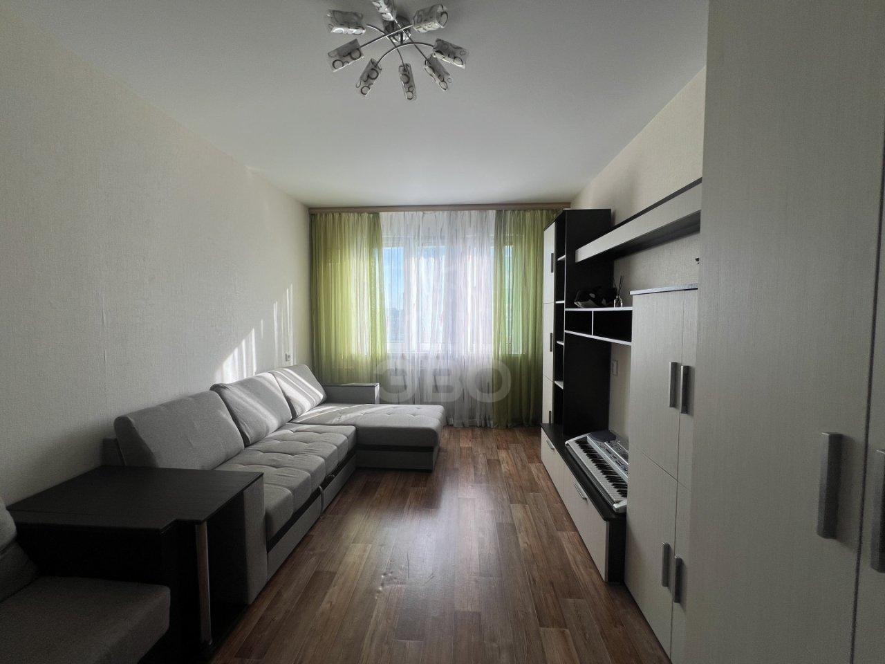 трехкомнатная квартира в Санкт-Петербурге по адресу: Даниила Хармса ул., 8