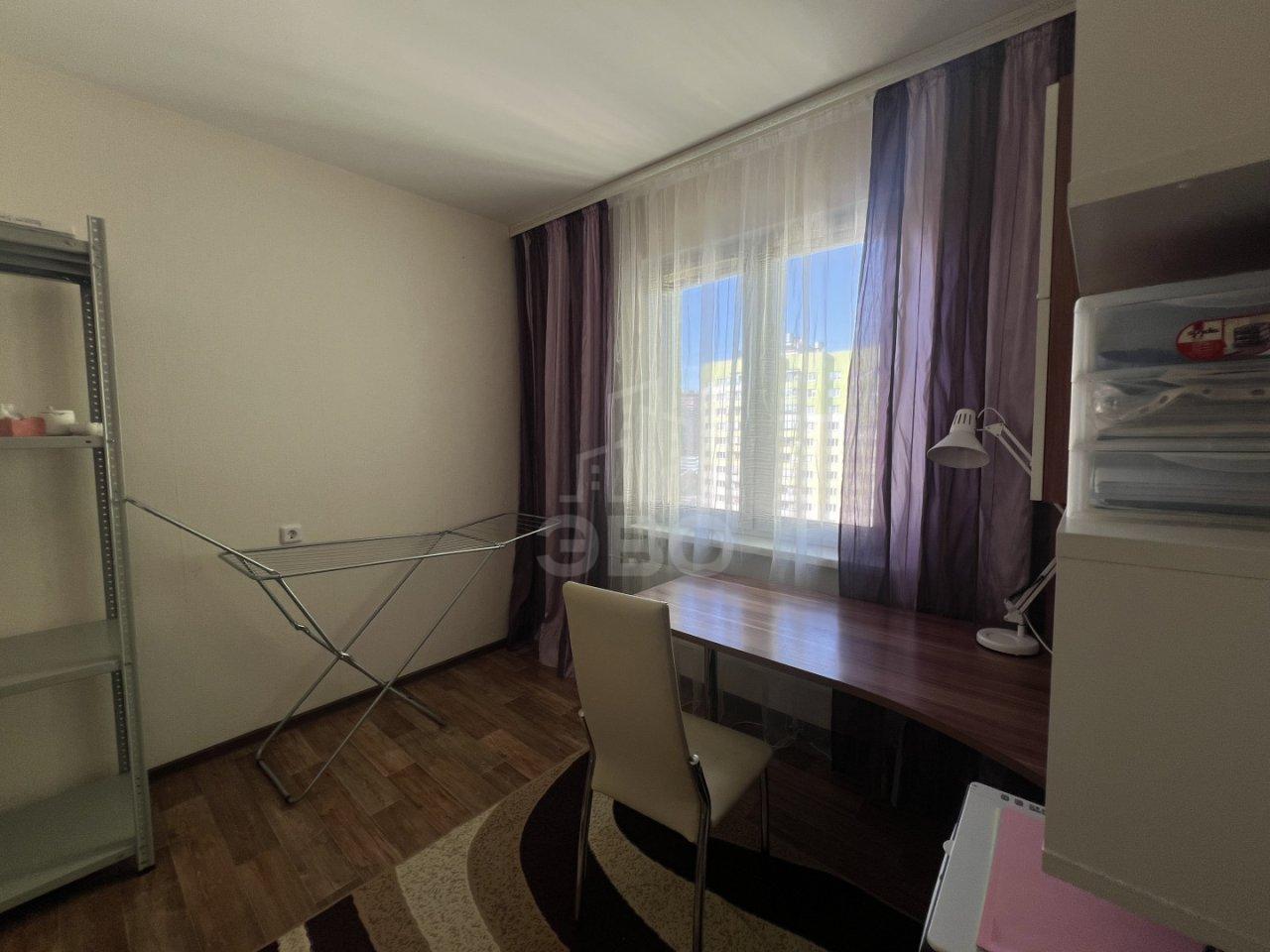 трехкомнатная квартира в Санкт-Петербурге по адресу: Даниила Хармса ул., 8