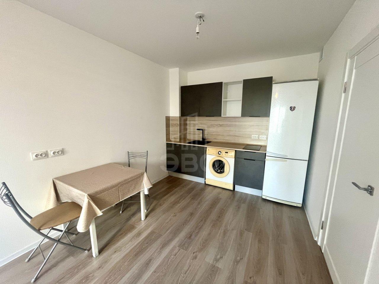 однокомнатная квартира в Санкт-Петербурге по адресу: Пахомовская ул., 18, к 1