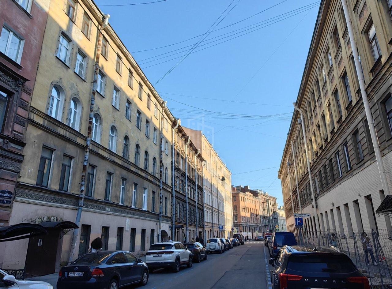 трехкомнатная квартира в Санкт-Петербурге по адресу: Достоевского ул., 16