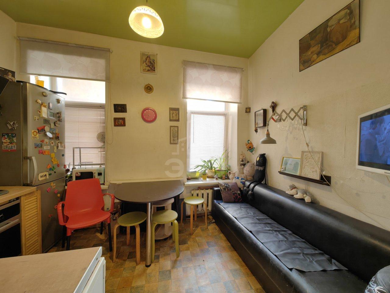 трехкомнатная квартира в Санкт-Петербурге по адресу: Достоевского ул., 16