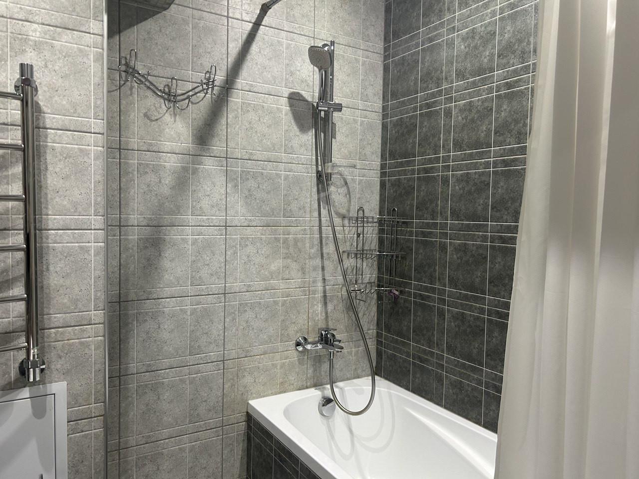 трехкомнатная квартира в Санкт-Петербурге по адресу: Лыжный пер., 4, к 1