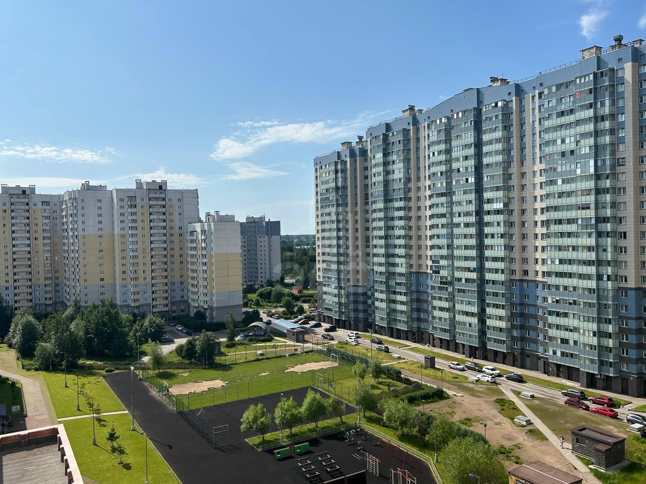 трехкомнатная квартира в Санкт-Петербурге по адресу: Лыжный пер., 4, к 1