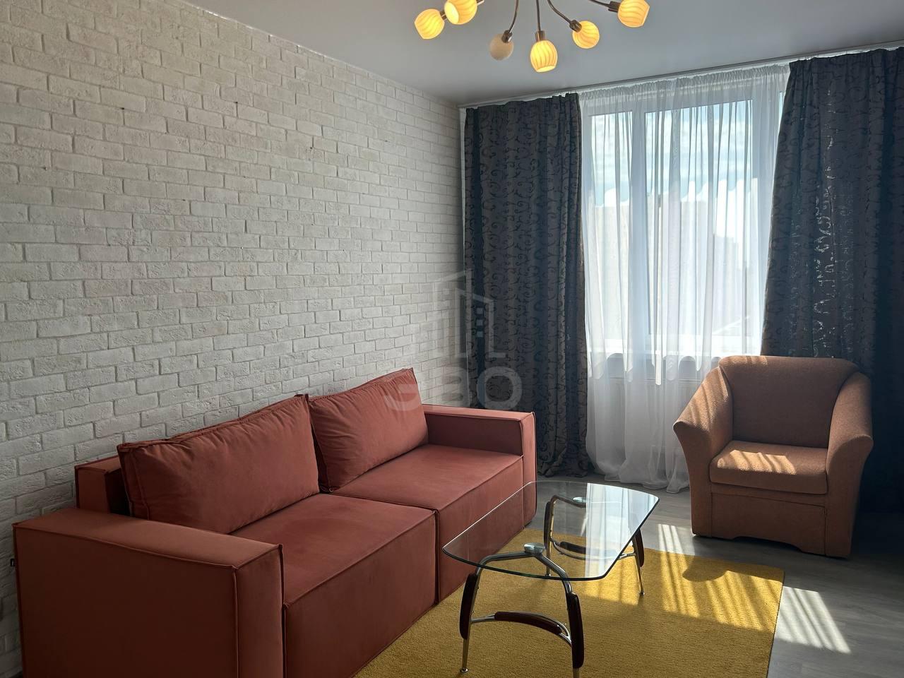 трехкомнатная квартира в Санкт-Петербурге по адресу: Лыжный пер., 4, к 1