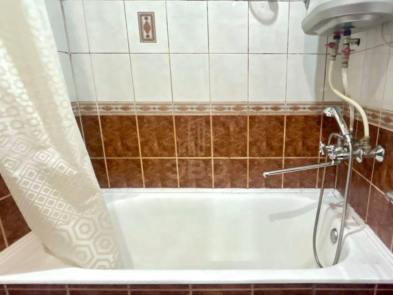 трехкомнатная квартира в Санкт-Петербурге по адресу: Невский проспект, 153