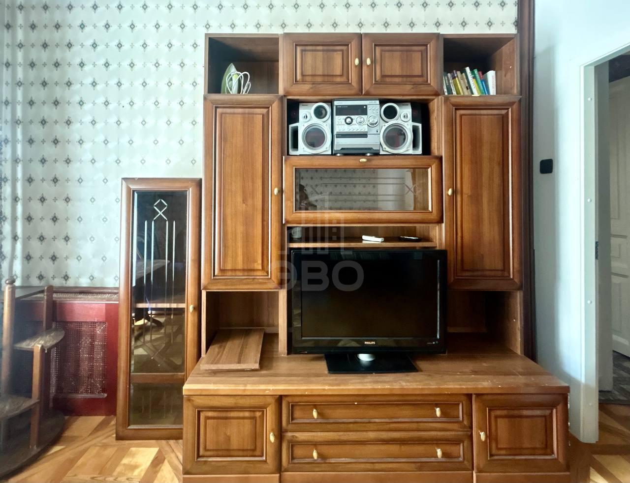 трехкомнатная квартира в Санкт-Петербурге по адресу: Невский проспект, 153