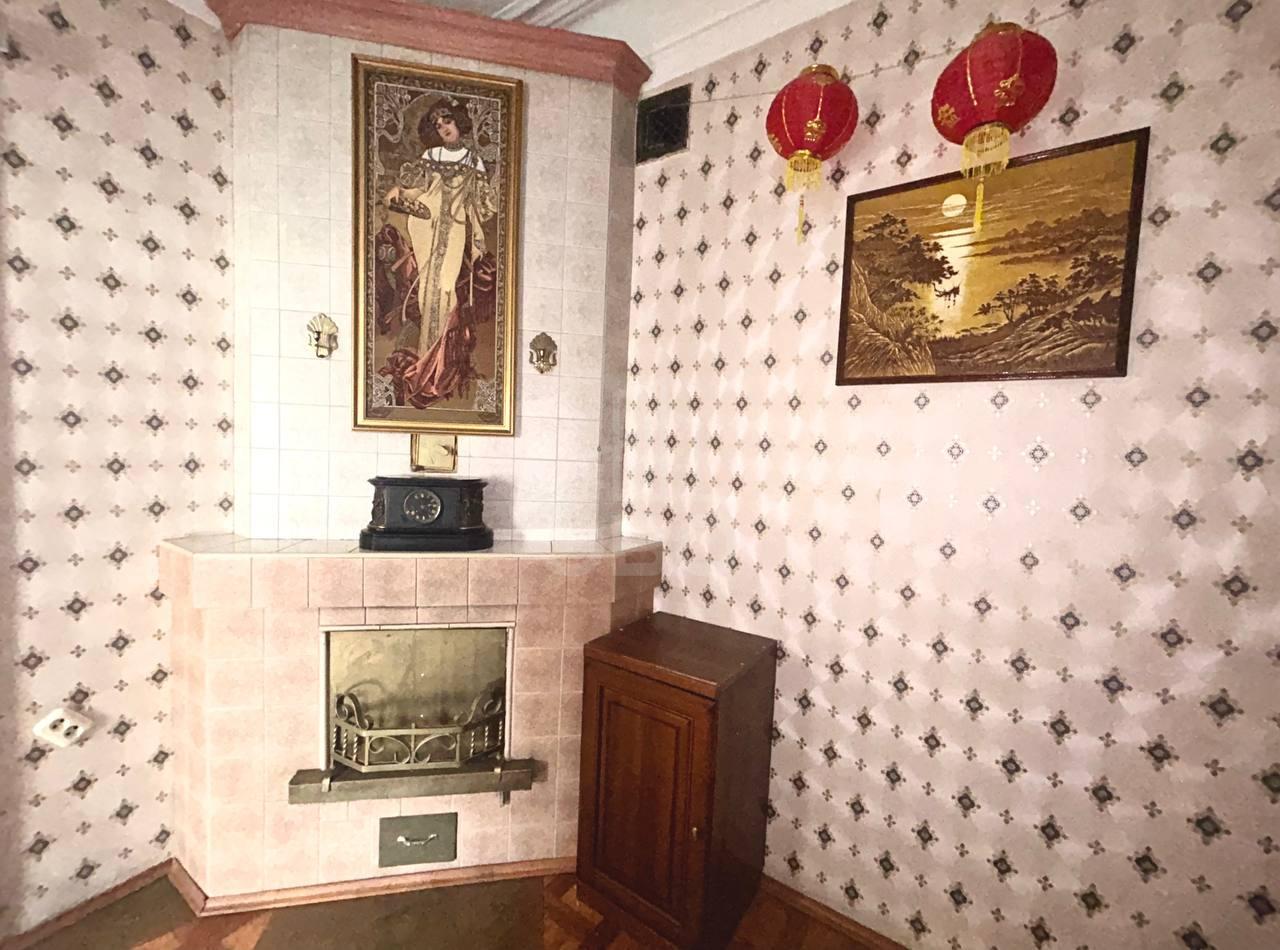 трехкомнатная квартира в Санкт-Петербурге по адресу: Невский проспект, 153