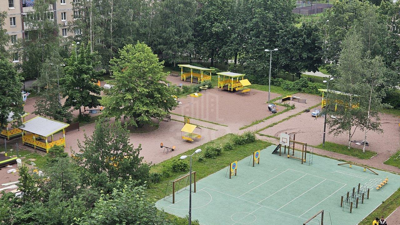 однокомнатная квартира в Санкт-Петербурге по адресу: Ворошилова ул., 3, к 2