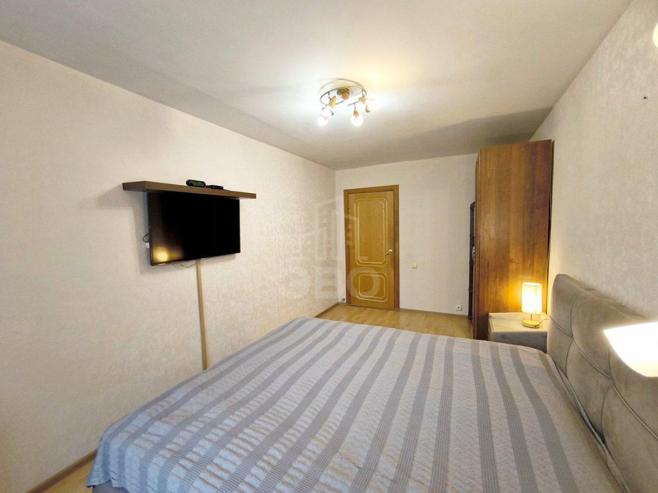 трехкомнатная квартира в Санкт-Петербурге по адресу: Савушкина ул., 118