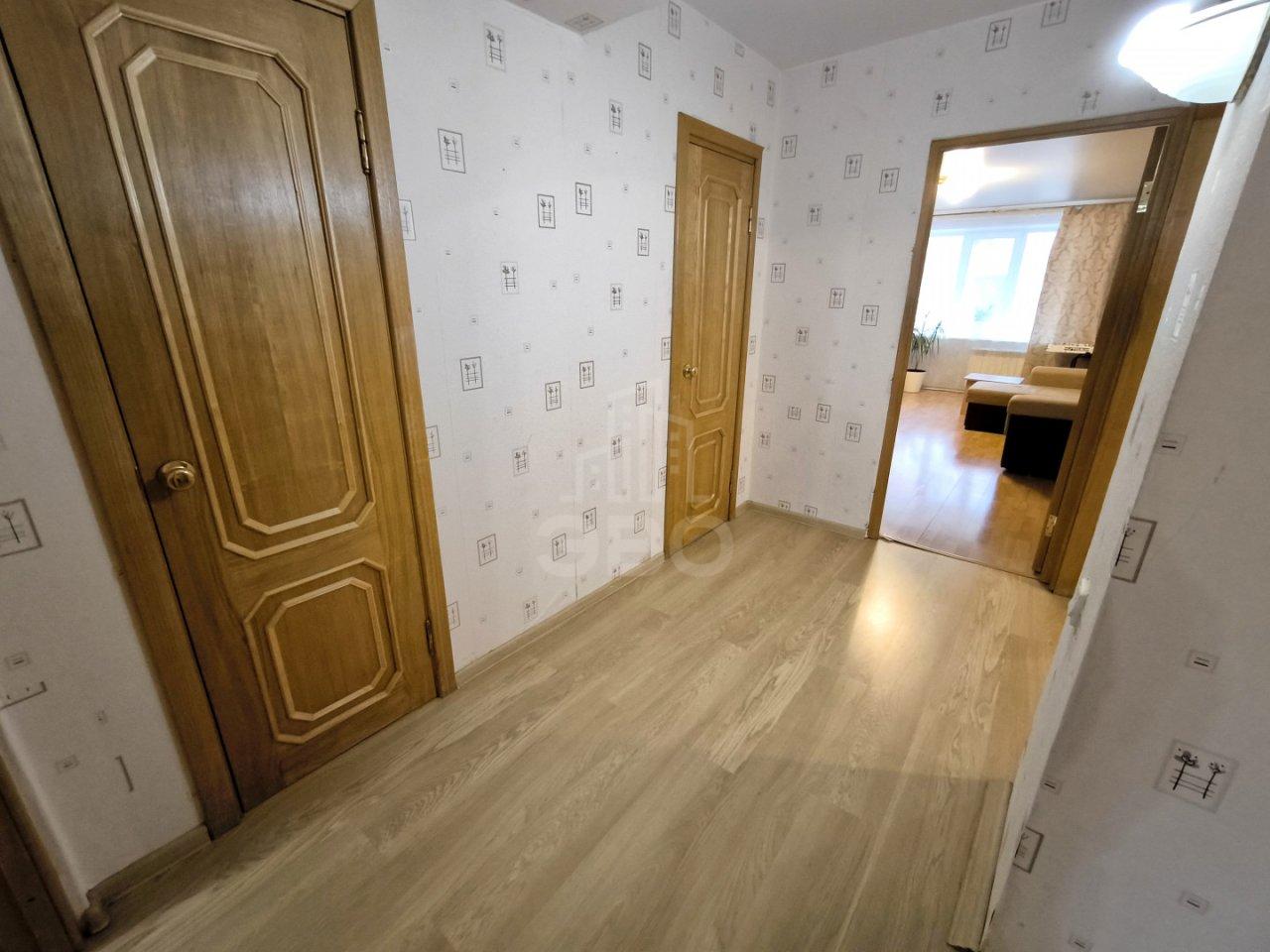 трехкомнатная квартира в Санкт-Петербурге по адресу: Савушкина ул., 118