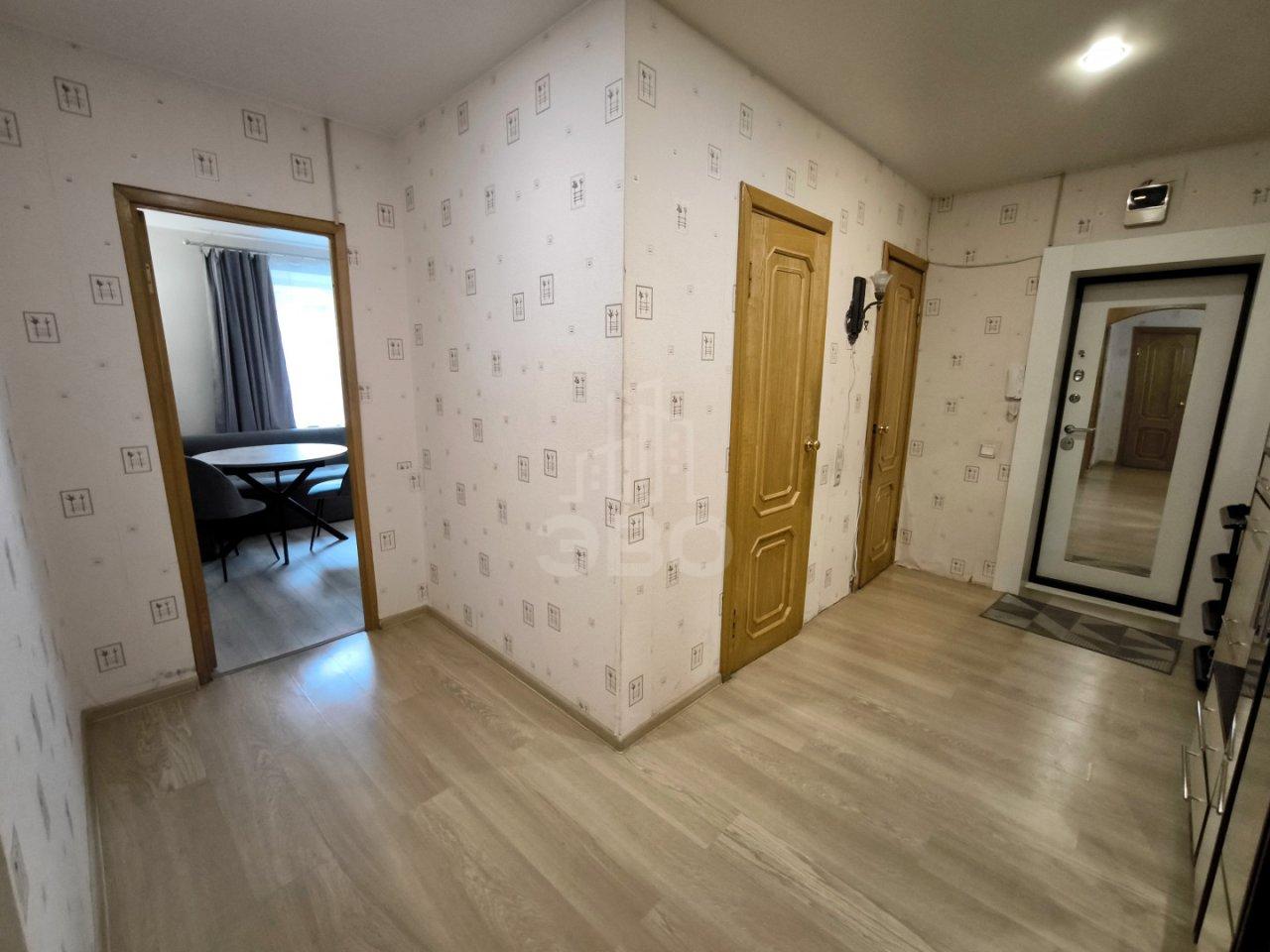 трехкомнатная квартира в Санкт-Петербурге по адресу: Савушкина ул., 118