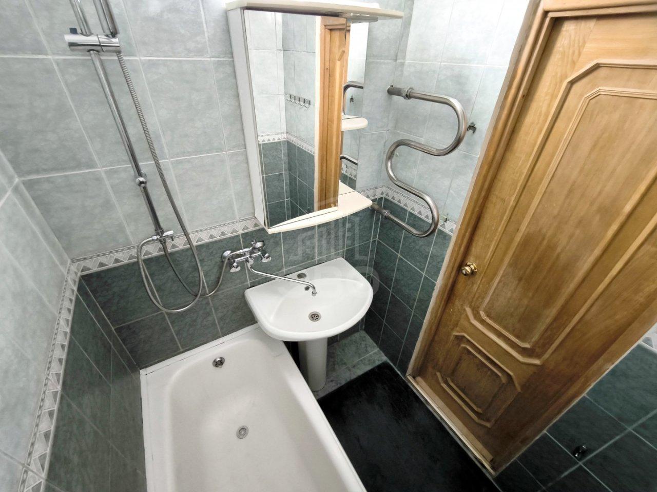 трехкомнатная квартира в Санкт-Петербурге по адресу: Савушкина ул., 118