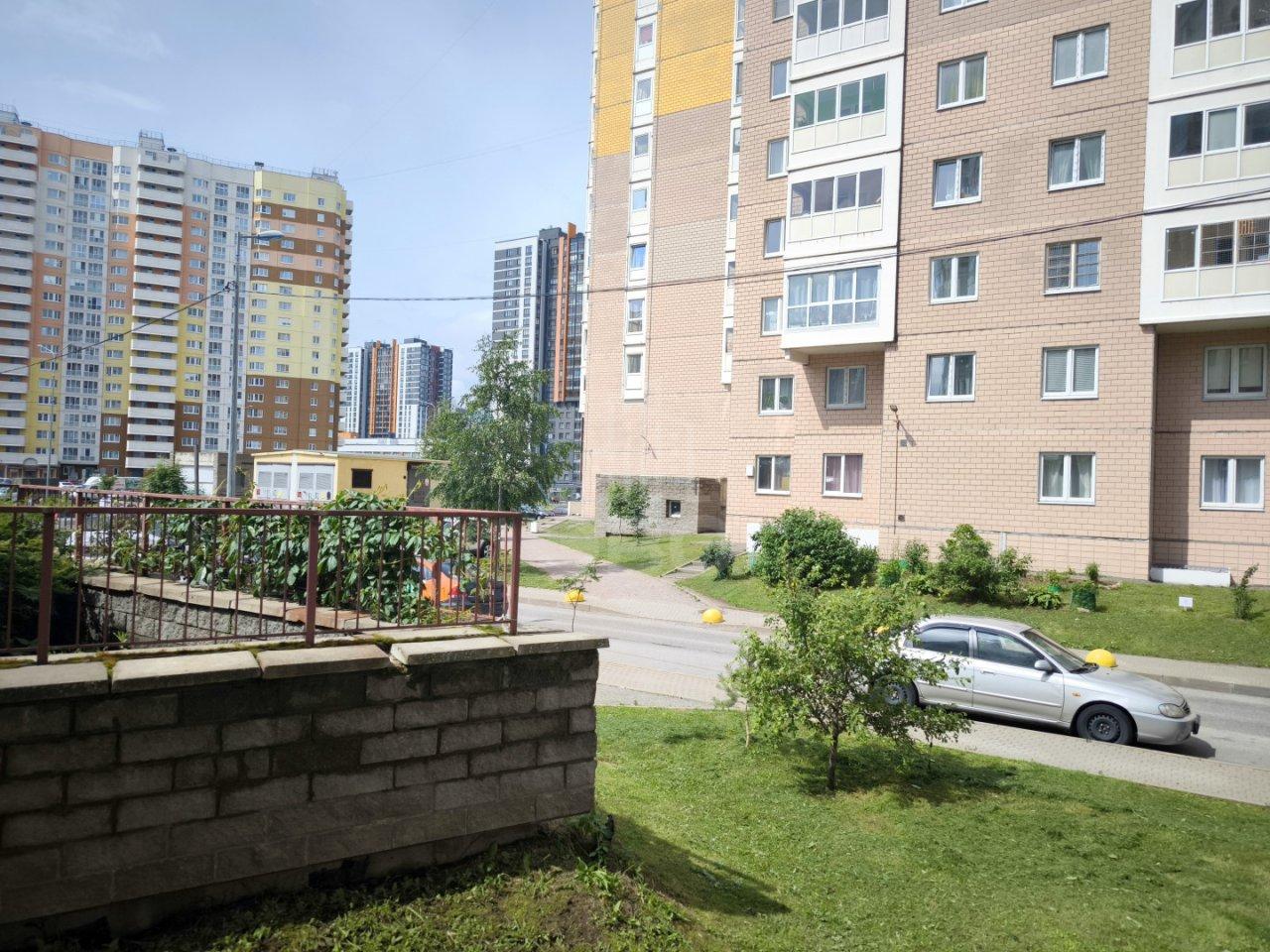 двухкомнатная квартира в Санкт-Петербурге по адресу: Королёва проспект, 71, к 1