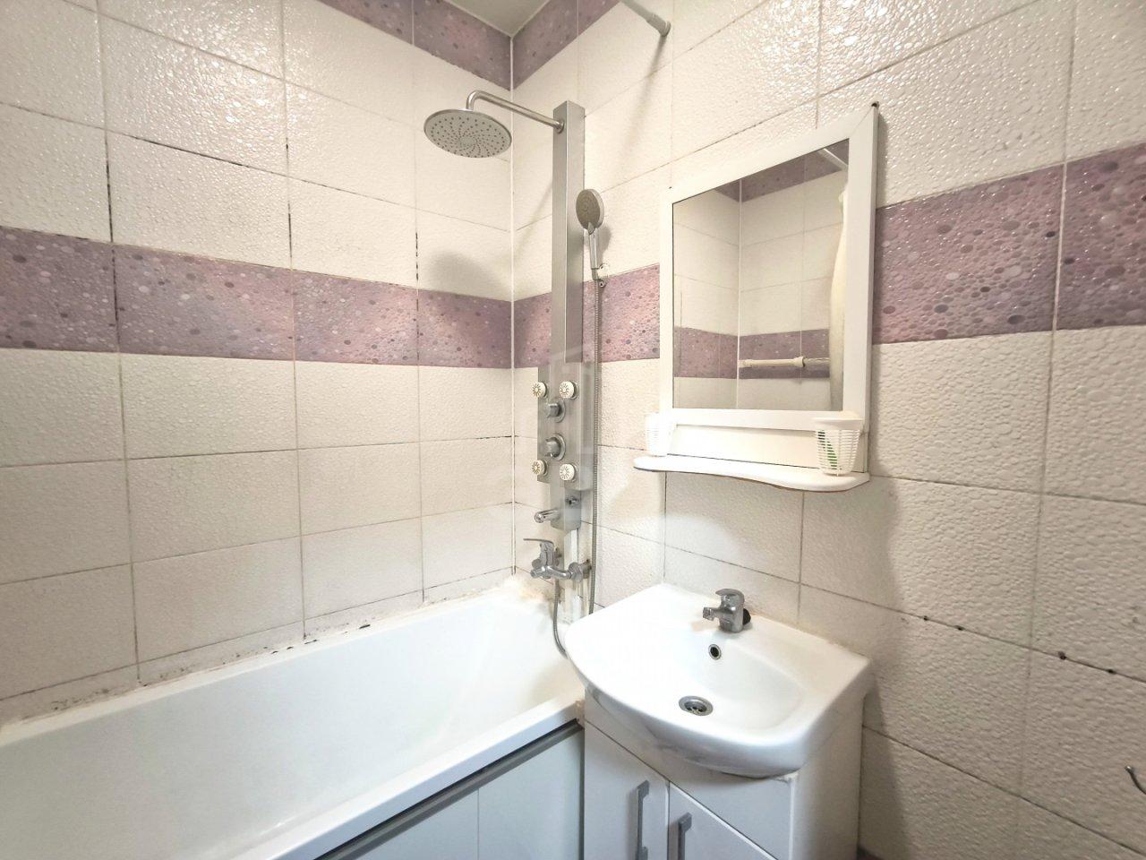 двухкомнатная квартира в Санкт-Петербурге по адресу: Королёва проспект, 71, к 1