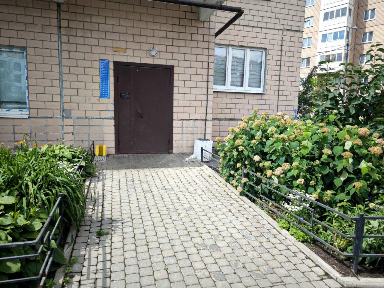 двухкомнатная квартира в Санкт-Петербурге по адресу: Королёва проспект, 71, к 1