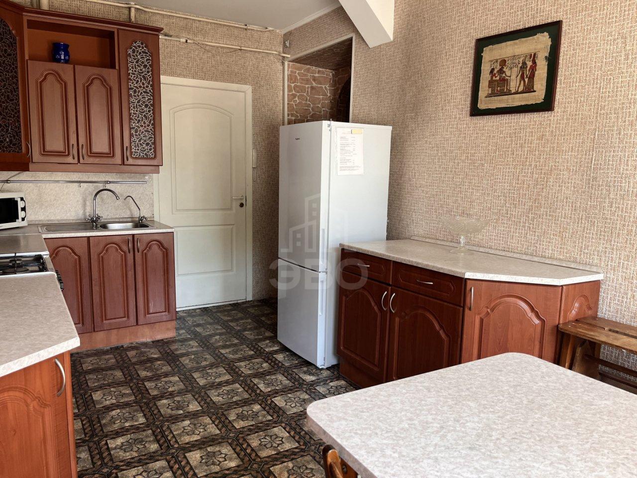 трехкомнатная квартира в Санкт-Петербурге по адресу: Невский проспект, 153