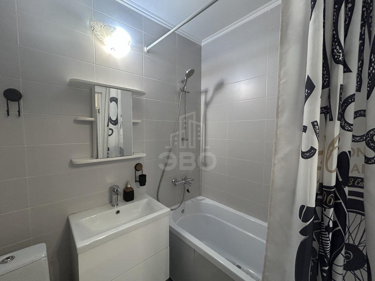 однокомнатная квартира в Санкт-Петербурге по адресу: Шоссе в Лаврики ул., 72, к 4