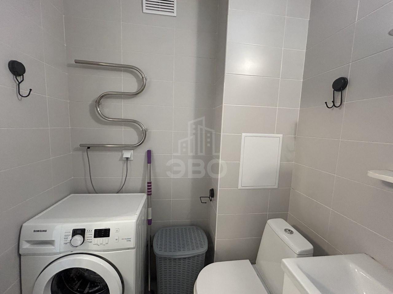 однокомнатная квартира в Санкт-Петербурге по адресу: Шоссе в Лаврики ул., 72, к 4