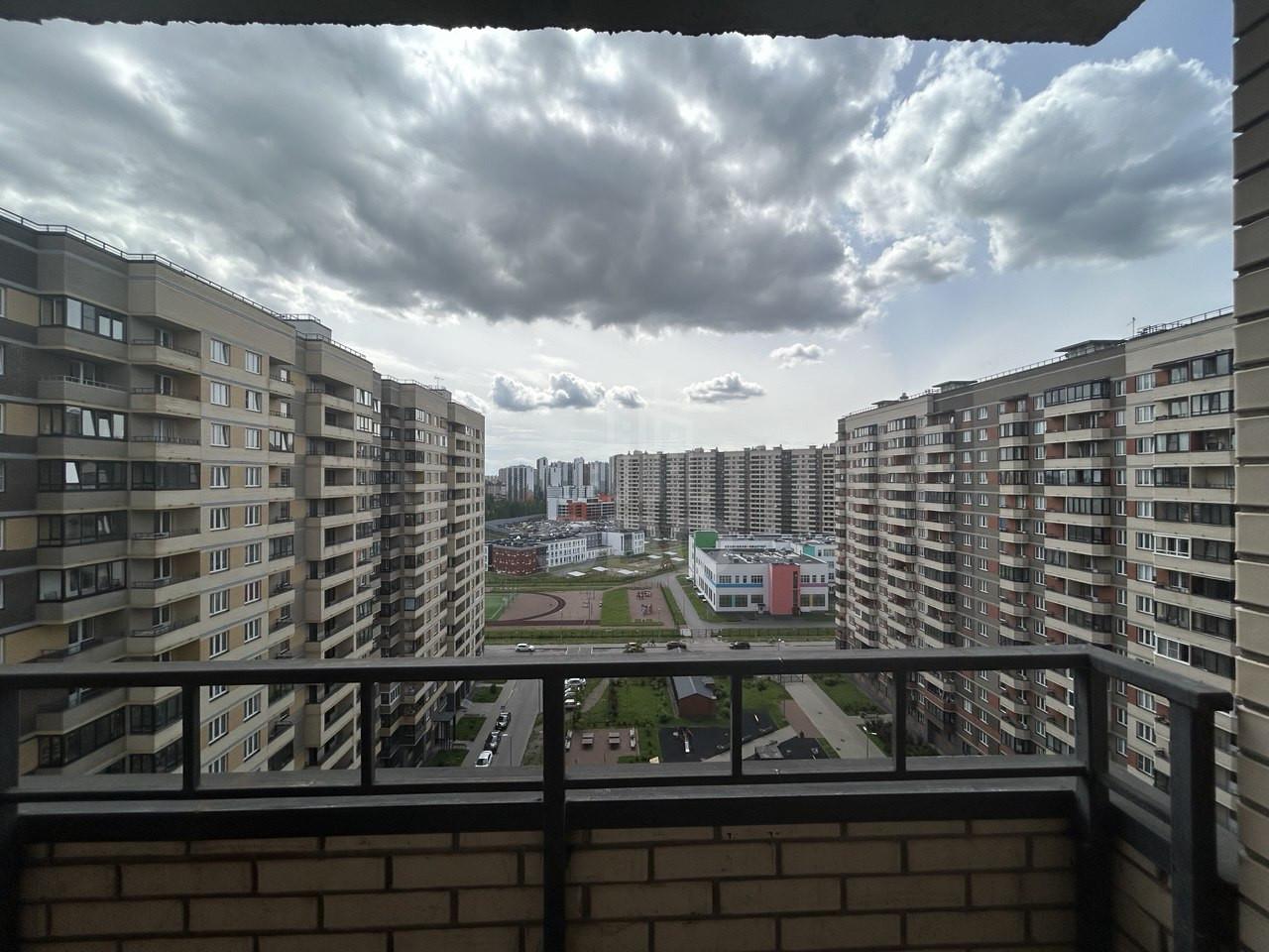 однокомнатная квартира в Санкт-Петербурге по адресу: Шоссе в Лаврики ул., 72, к 4