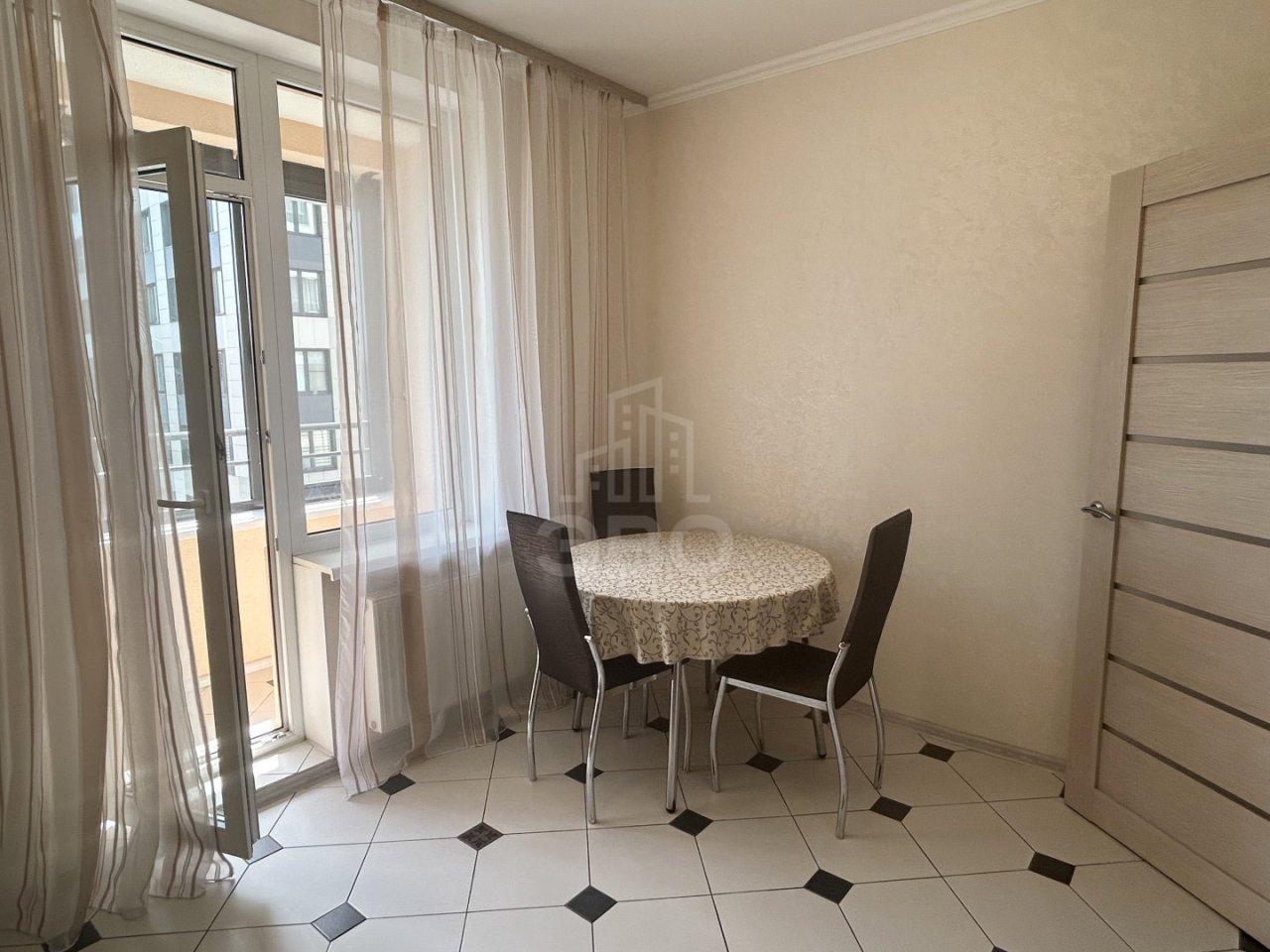 однокомнатная квартира в Санкт-Петербурге по адресу: Кременчугская ул., 21, к 3