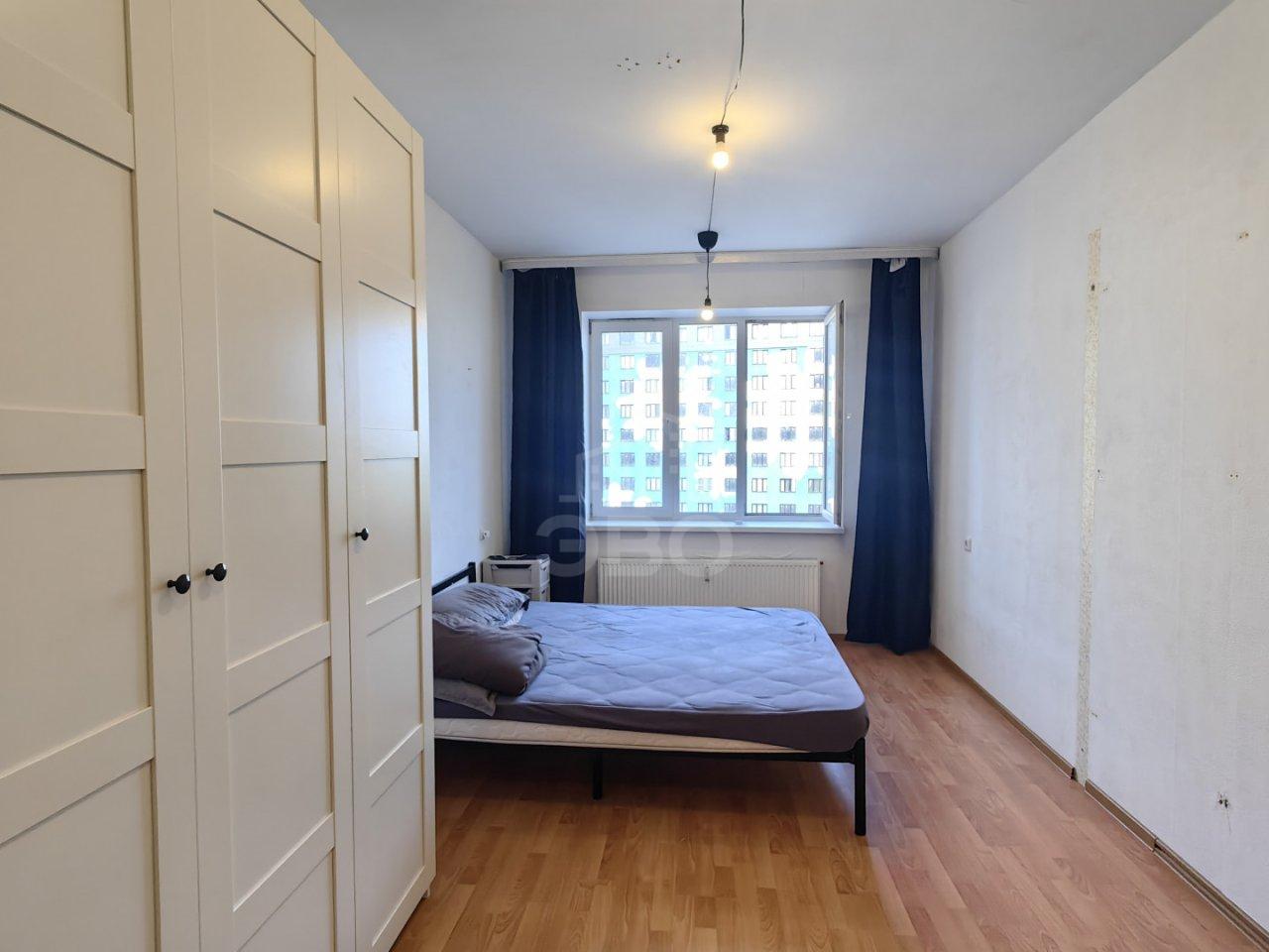 трехкомнатная квартира в Санкт-Петербурге по адресу: Шоссе в Лаврики ул., 87