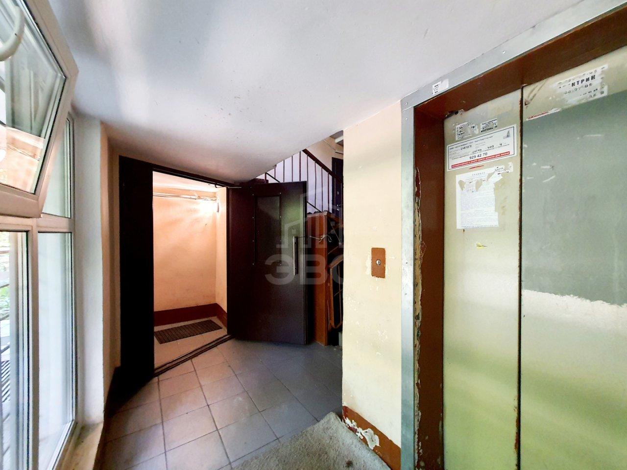 двухкомнатная квартира в Санкт-Петербурге по адресу: Вавиловых ул., 5, к 1