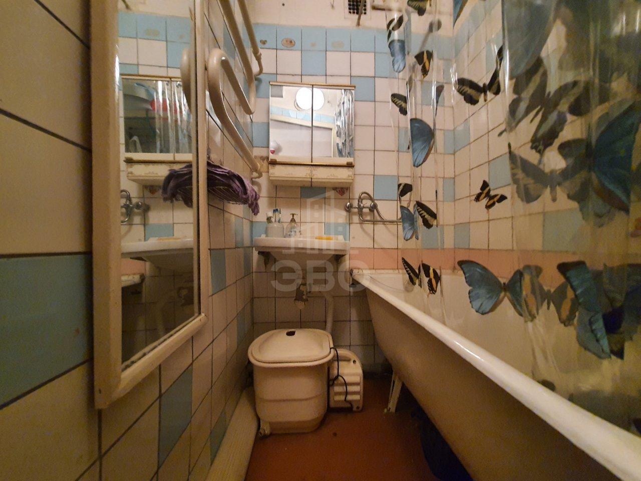 двухкомнатная квартира в Санкт-Петербурге по адресу: Вавиловых ул., 5, к 1