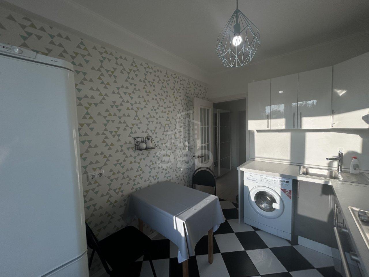 однокомнатная квартира в Санкт-Петербурге по адресу: Брянцева ул., 2, к 1