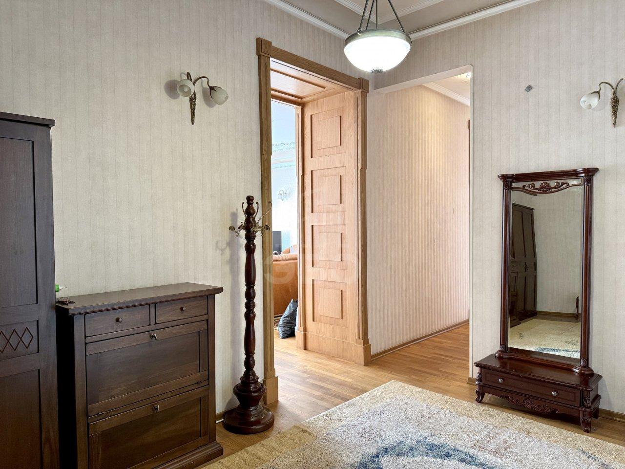 трехкомнатная квартира в Санкт-Петербурге по адресу: 2-я Советская ул., 10, литера Б