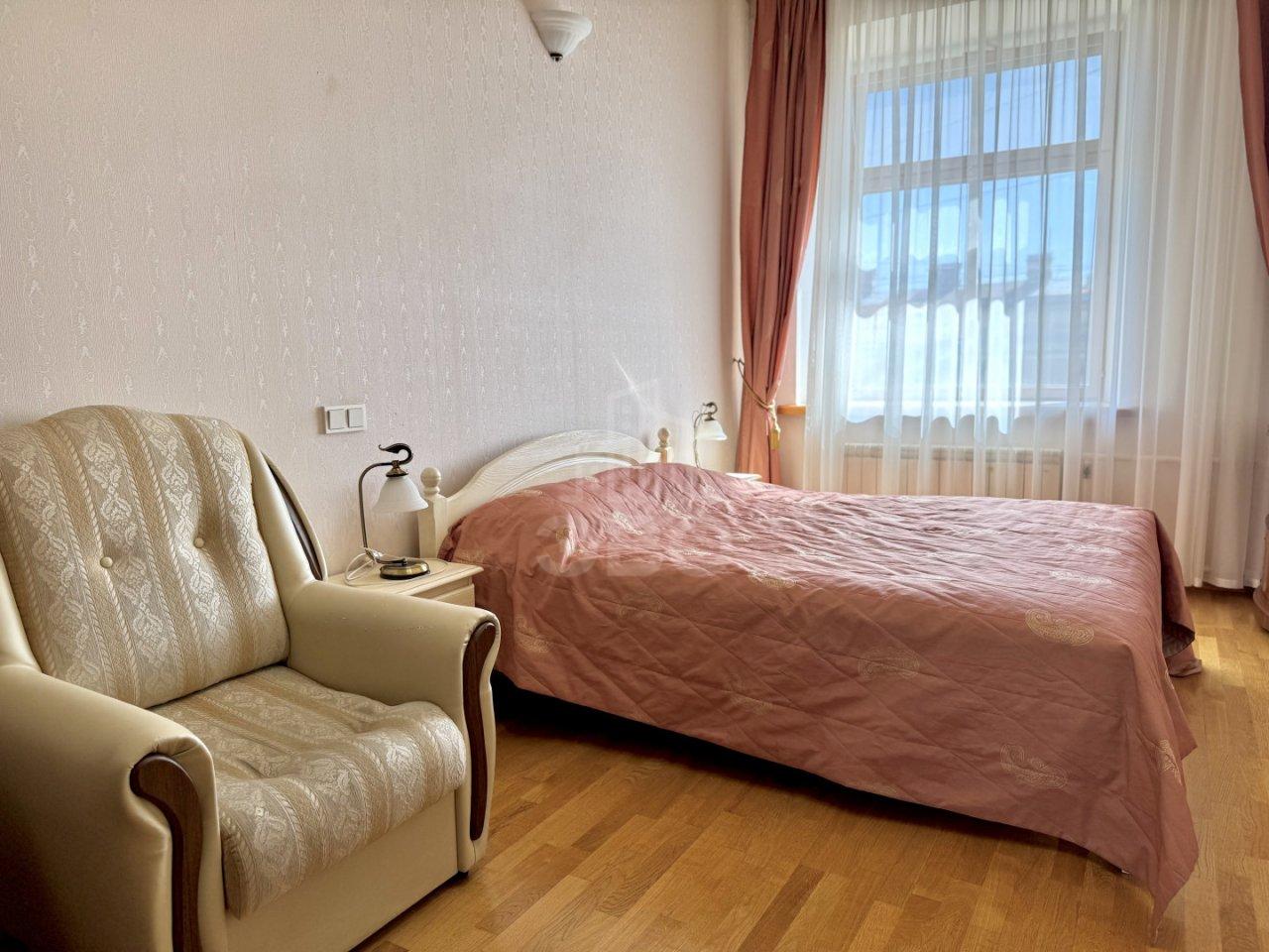 трехкомнатная квартира в Санкт-Петербурге по адресу: 2-я Советская ул., 10, литера Б