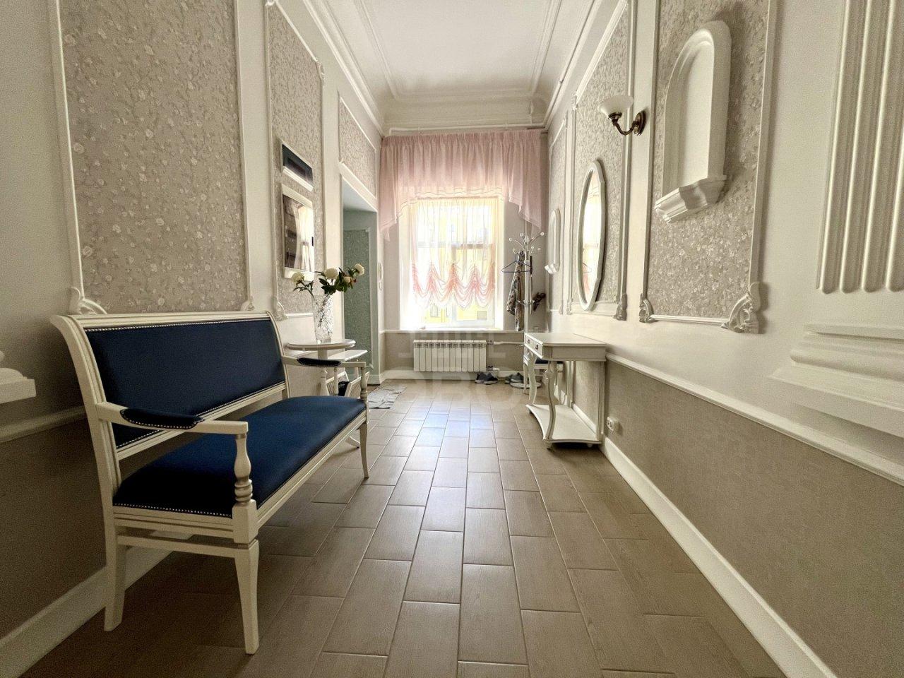 четырехкомнатная квартира в Санкт-Петербурге по адресу: Рубинштейна ул., 6