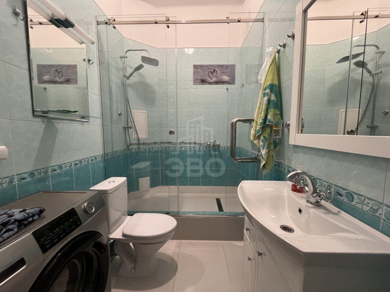 четырехкомнатная квартира в Санкт-Петербурге по адресу: Рубинштейна ул., 6