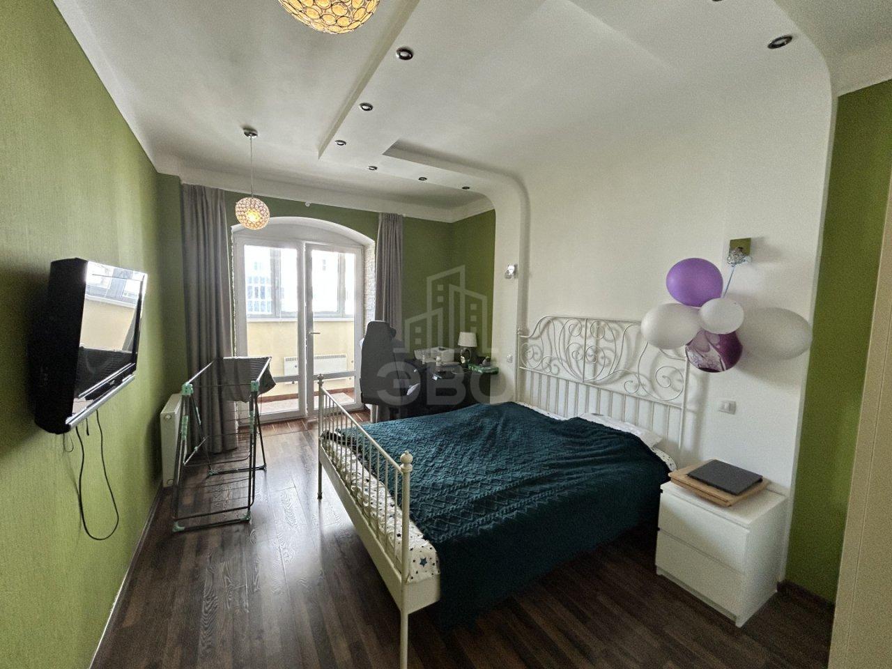 трехкомнатная квартира в Санкт-Петербурге по адресу: Шкиперский проток ул., 20