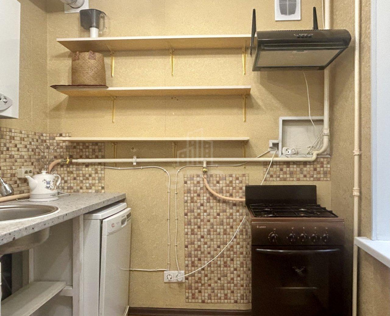 двухкомнатная квартира в Санкт-Петербурге по адресу: Наличная ул., 37, к 3