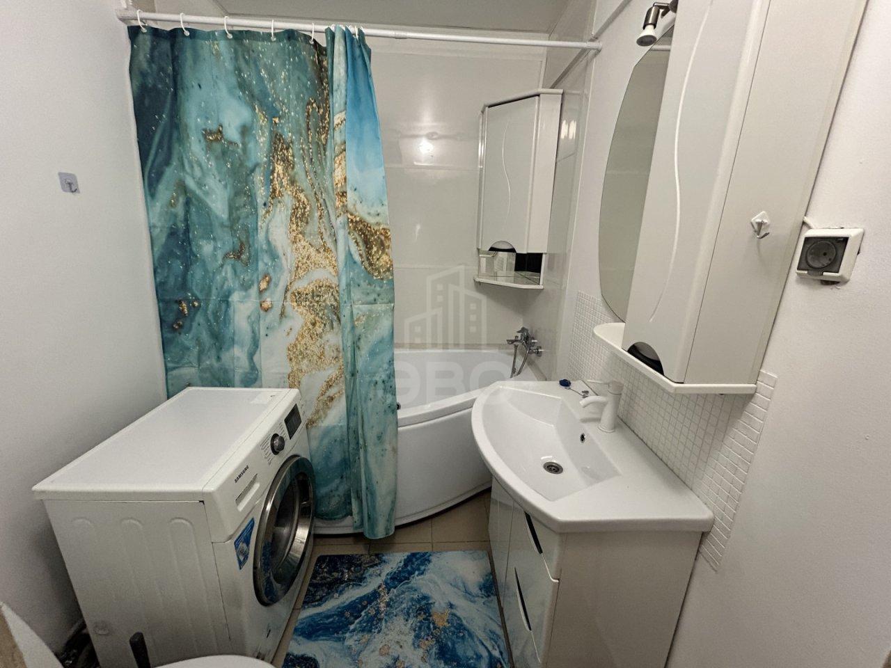 однокомнатная квартира в Санкт-Петербурге по адресу: Вадима Шефнера ул., 12