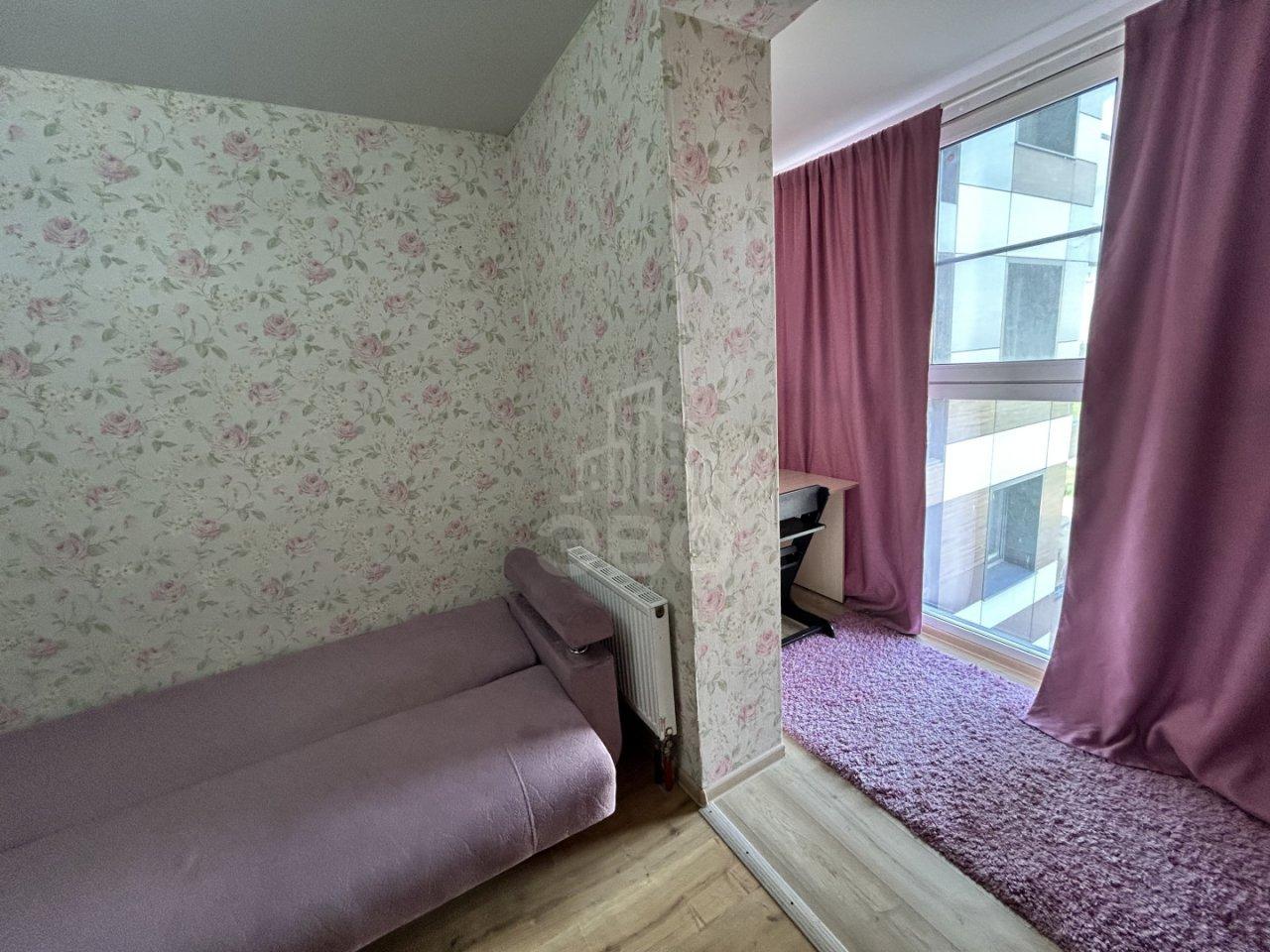 однокомнатная квартира в Санкт-Петербурге по адресу: Вадима Шефнера ул., 12