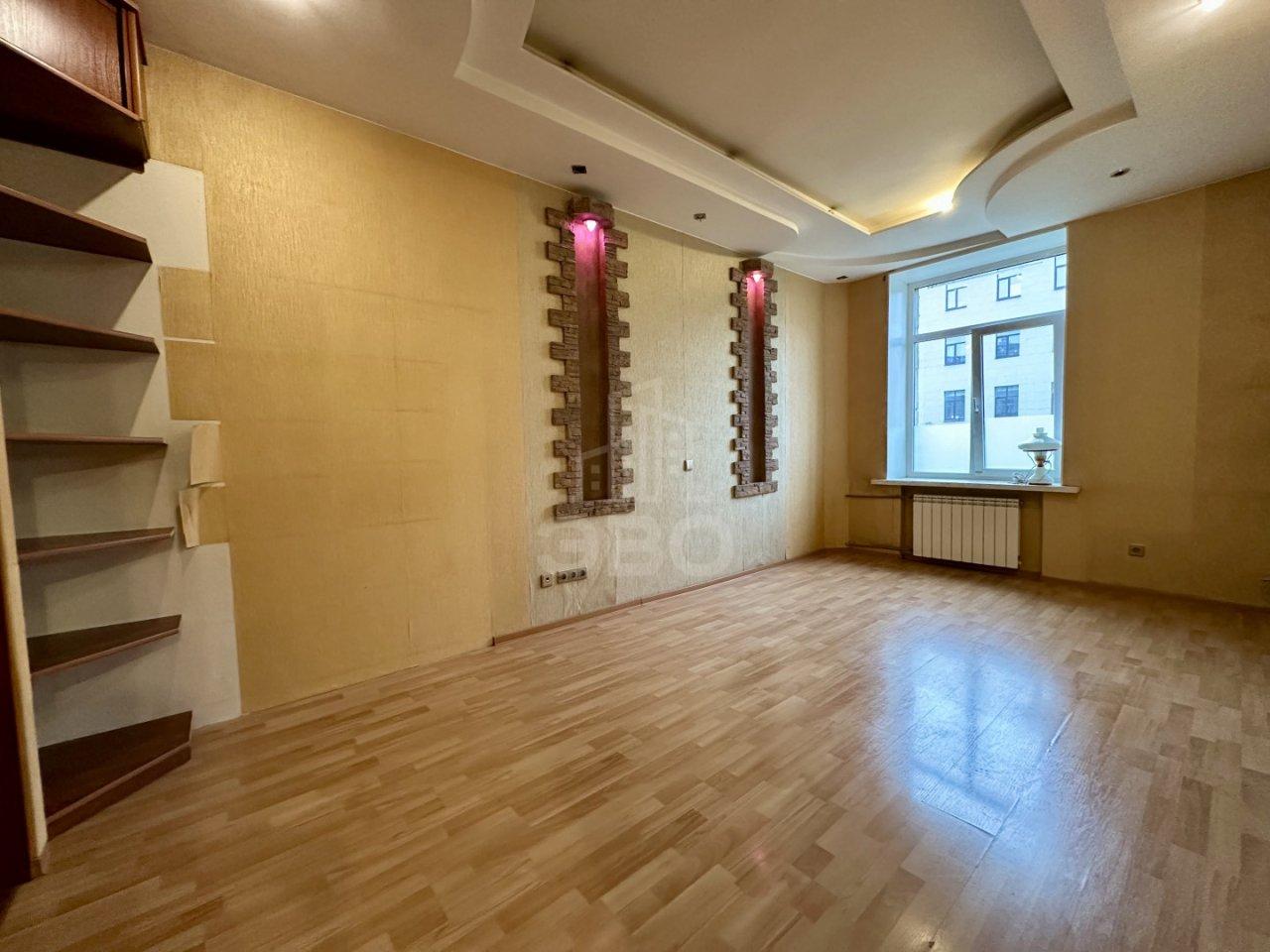 двухкомнатная квартира в Санкт-Петербурге по адресу: Кузнецовская ул., 30