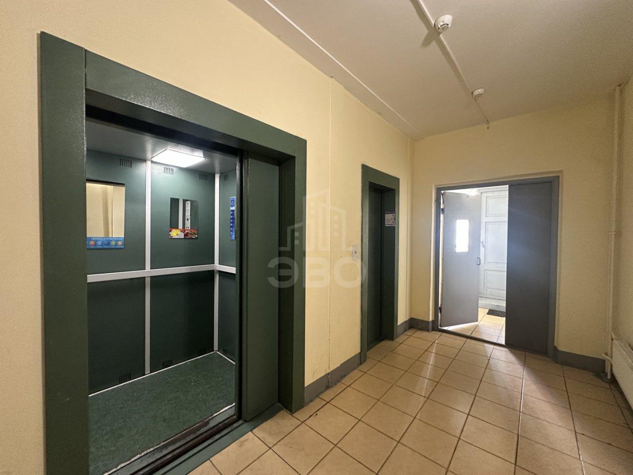 однокомнатная квартира в Санкт-Петербурге по адресу: Оптиков ул., 49, к 1