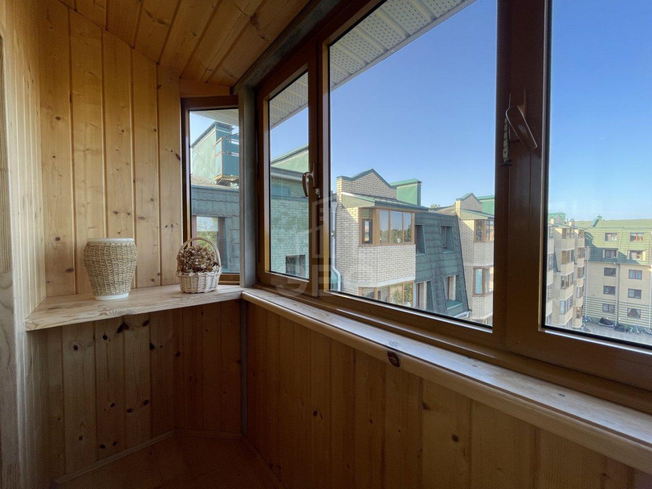 трехкомнатная квартира в Санкт-Петербурге по адресу: 3-й Озерковский пер., 1, к 1