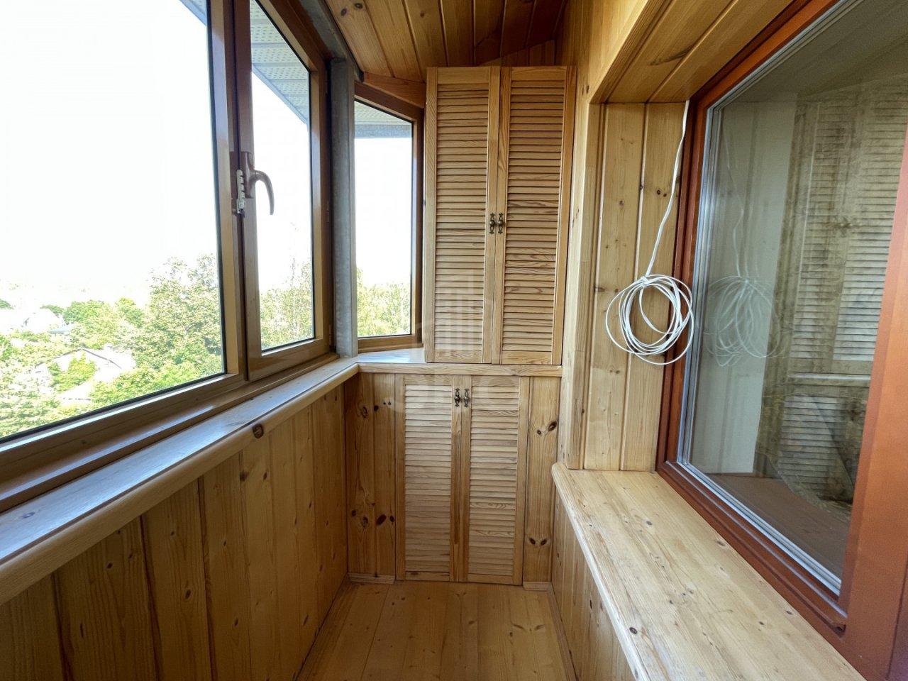 трехкомнатная квартира в Санкт-Петербурге по адресу: 3-й Озерковский пер., 1, к 1