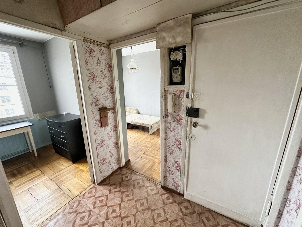 трехкомнатная квартира в Санкт-Петербурге по адресу: Ленинский проспект, 125, к 3