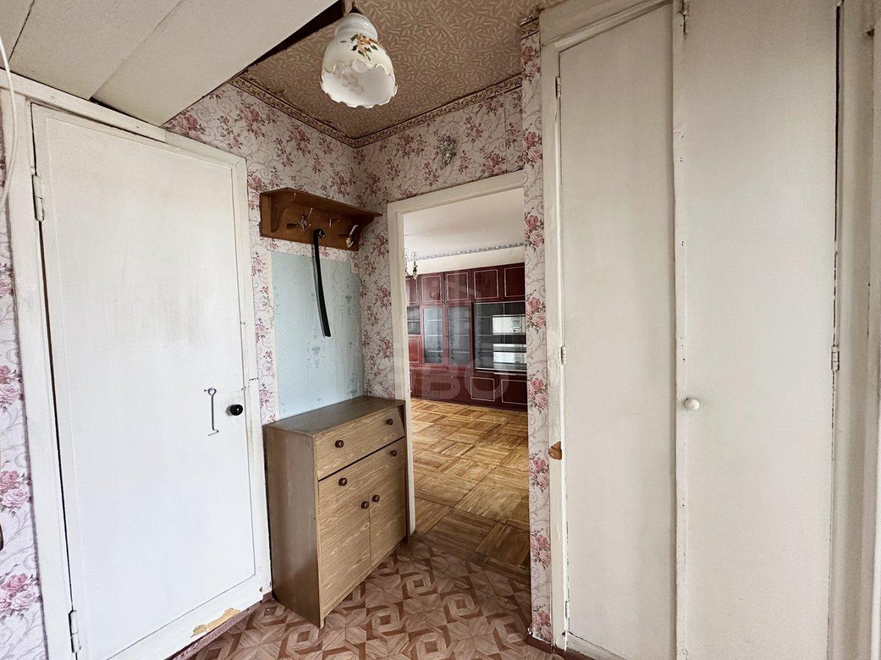 трехкомнатная квартира в Санкт-Петербурге по адресу: Ленинский проспект, 125, к 3