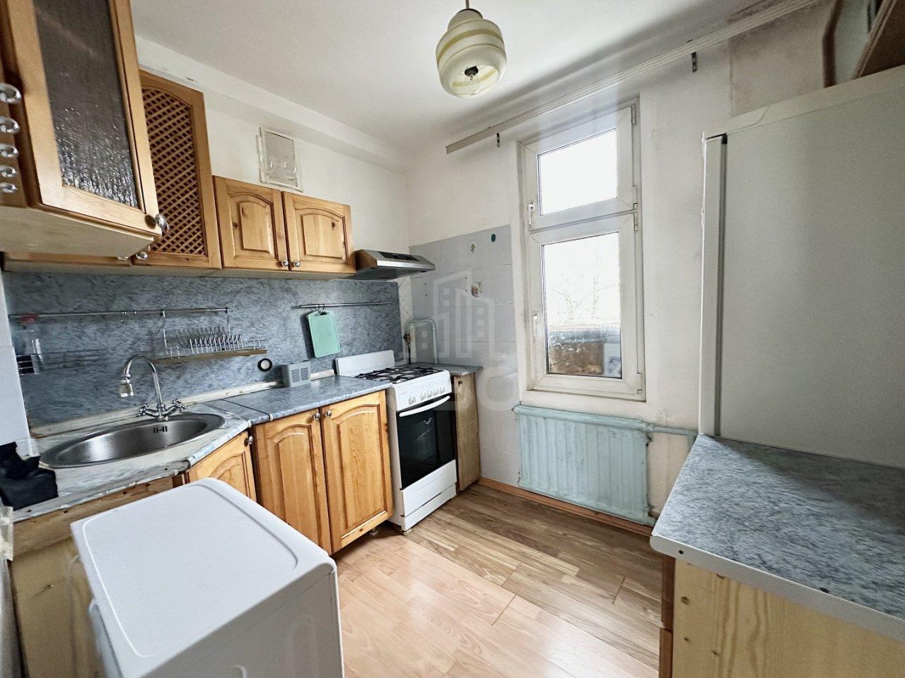 трехкомнатная квартира в Санкт-Петербурге по адресу: Ленинский проспект, 125, к 3