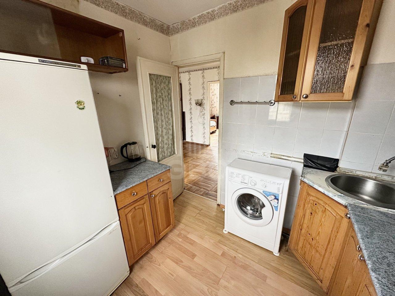 трехкомнатная квартира в Санкт-Петербурге по адресу: Ленинский проспект, 125, к 3