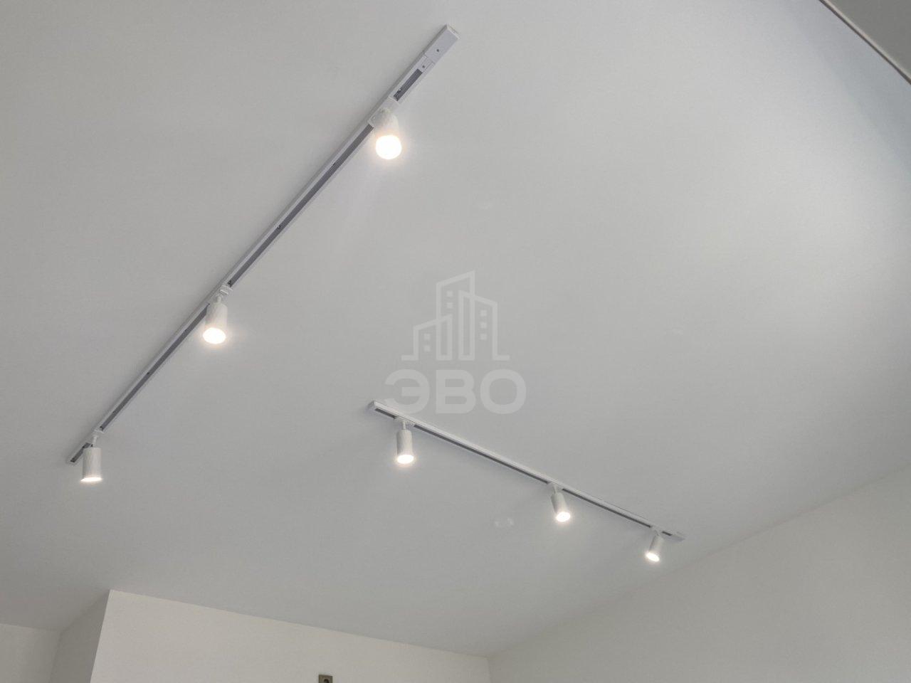 студия в Ленинградской области по адресу: Шувалова ул., 33/35, к 1