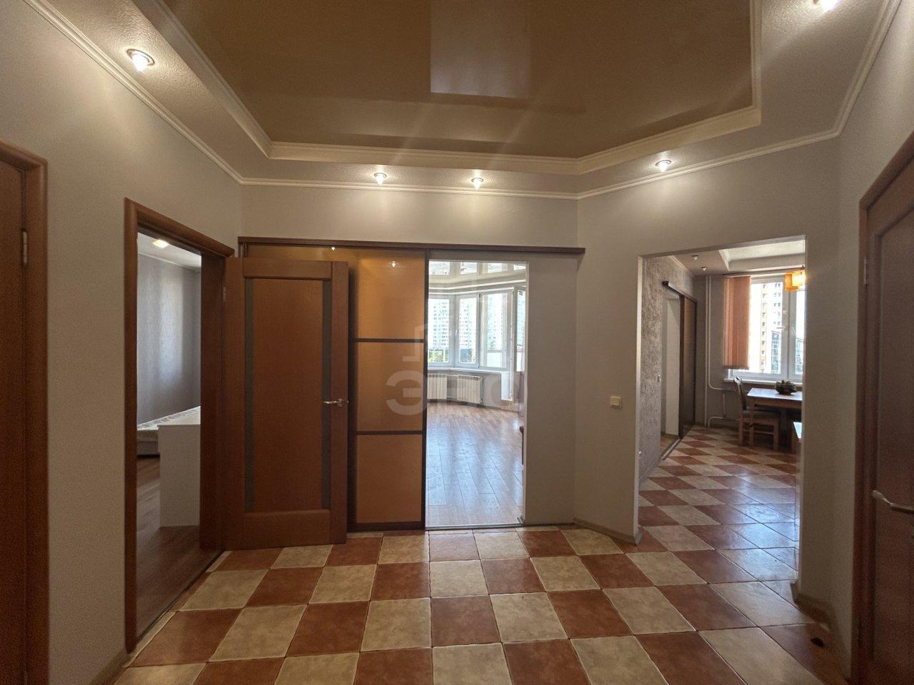 двухкомнатная квартира в Санкт-Петербурге по адресу: Богатырский проспект, 55, к 1