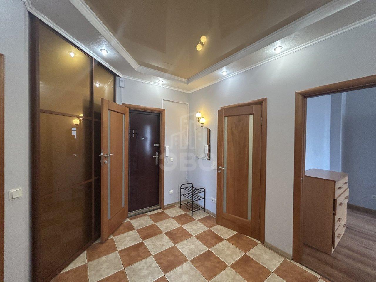 двухкомнатная квартира в Санкт-Петербурге по адресу: Богатырский проспект, 55, к 1