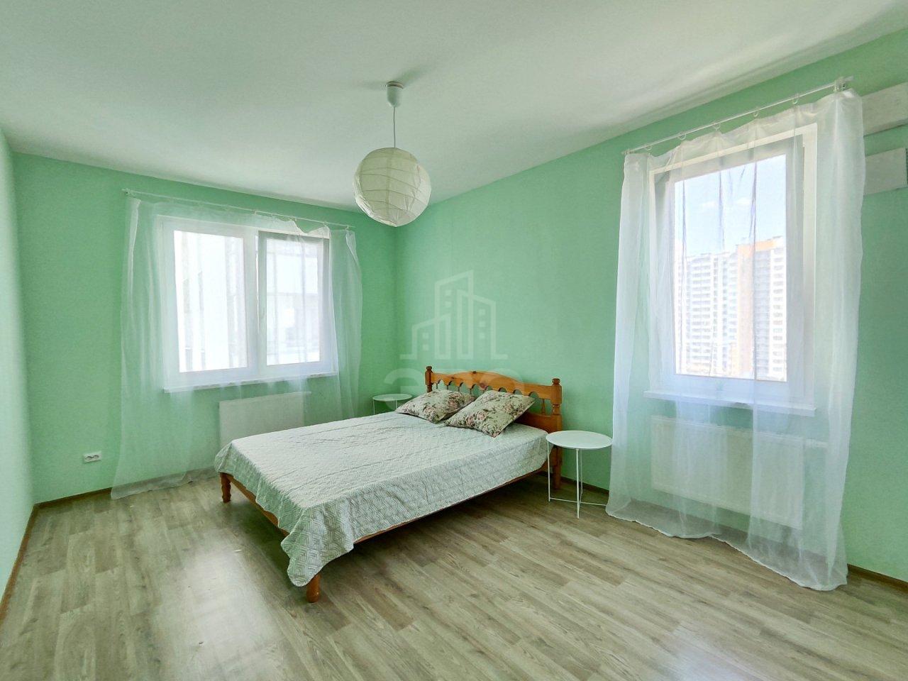 двухкомнатная квартира в Санкт-Петербурге по адресу: Чарушинская ул., 12, строение 1