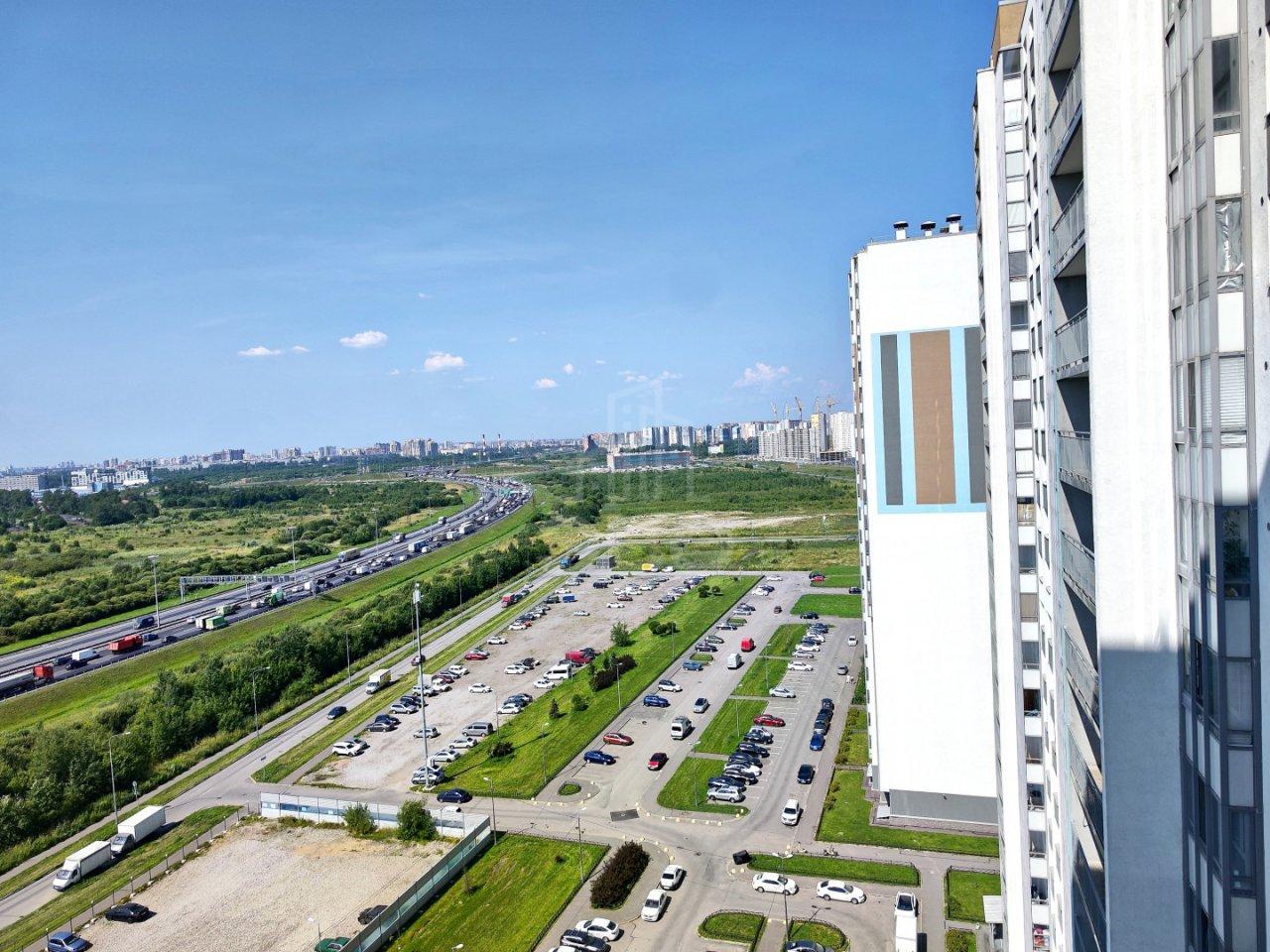 двухкомнатная квартира в Санкт-Петербурге по адресу: Чарушинская ул., 12, строение 1