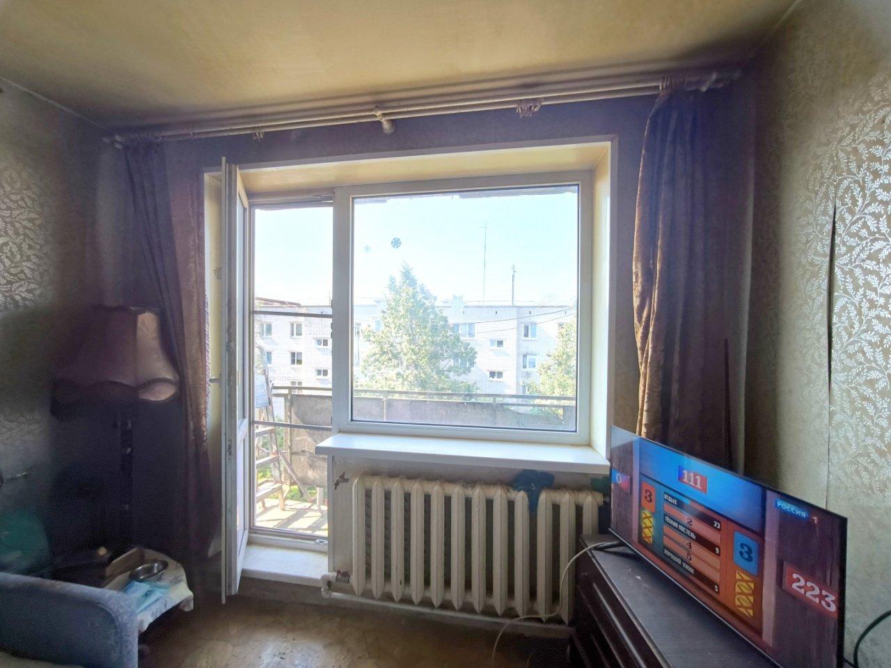 двухкомнатная квартира в Ленинградской области по адресу: Советская ул., 21